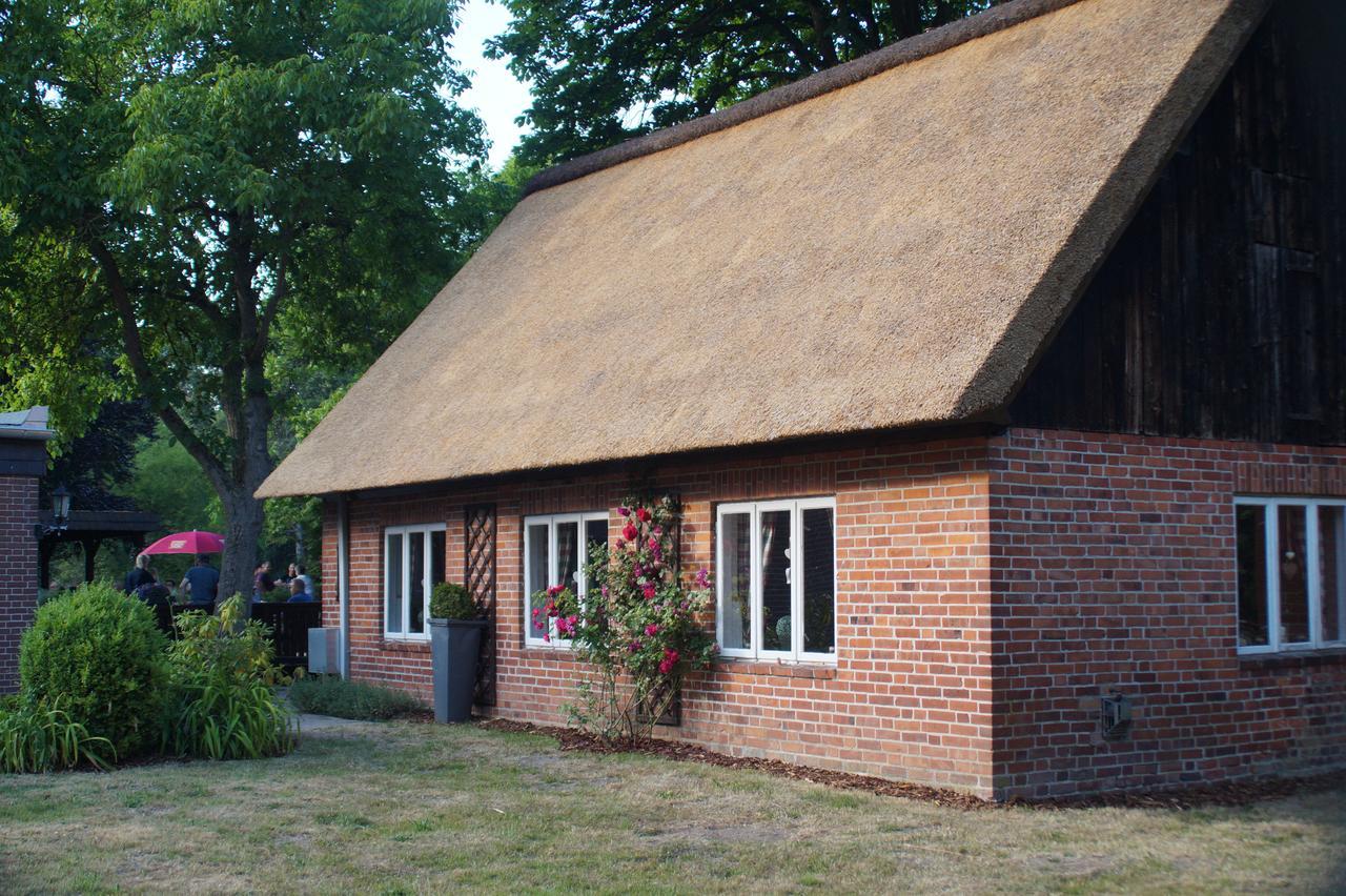 Landhaus Absalonshorst Hotel Groß Grönau Kültér fotó