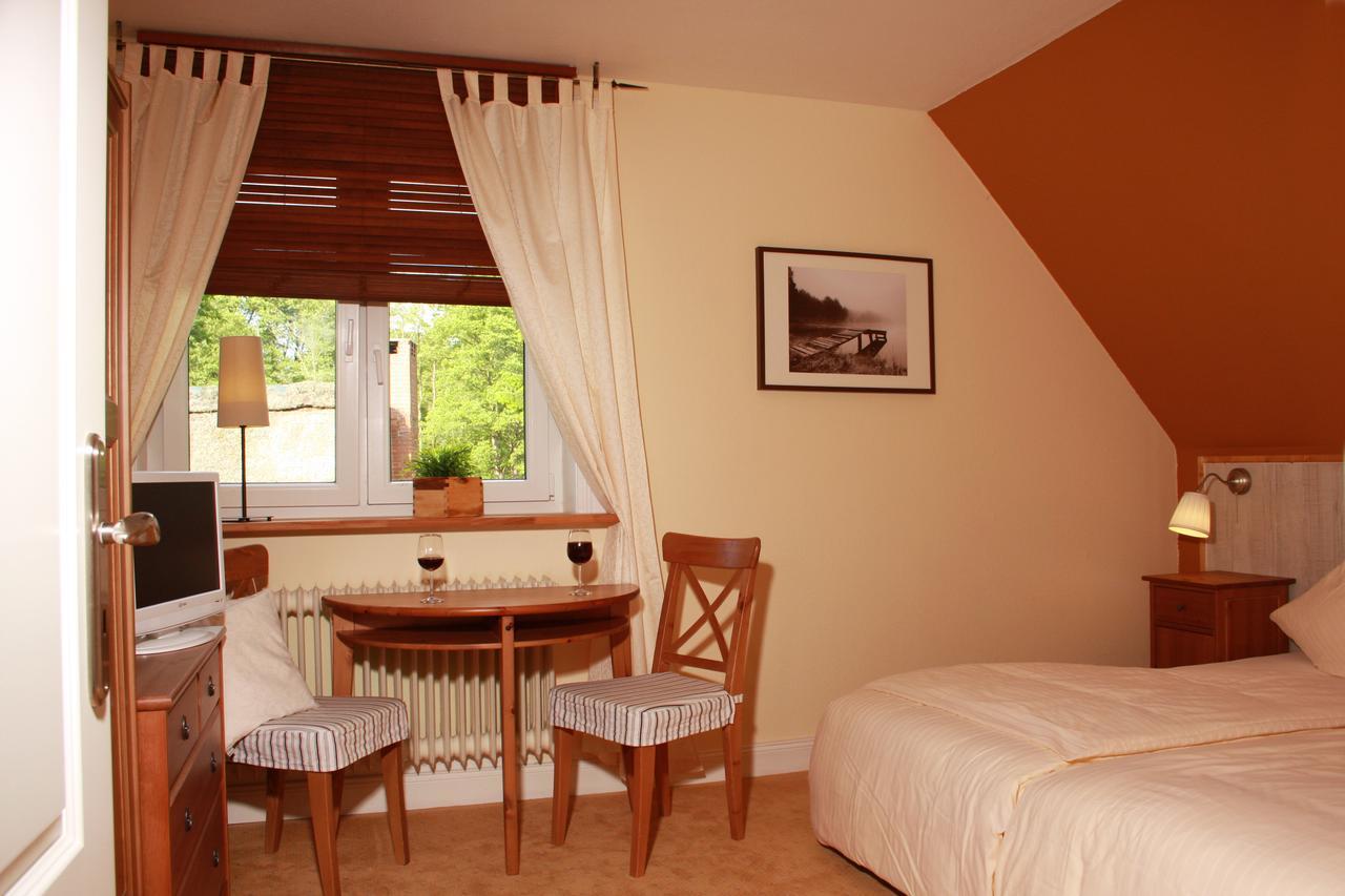 Landhaus Absalonshorst Hotel Groß Grönau Szoba fotó